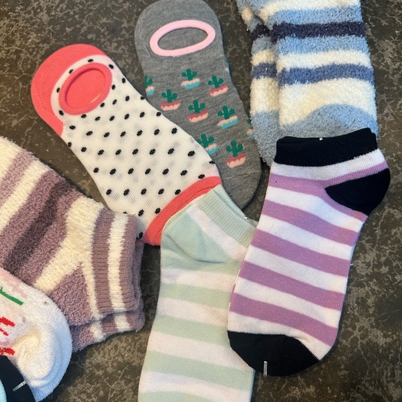 Colorful Assorted Socks Set - Picture 4 of 4